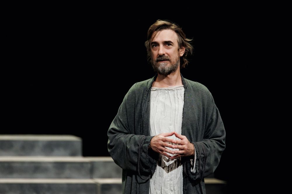 bojan-dimitrijevic-nemam-nijednu-drugu-vrstu-pustenog-korenja-do-pozorista1