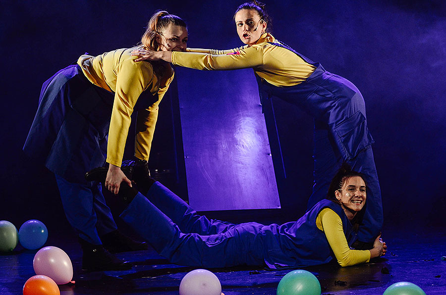 fleke-najbolja-predstava-10-festivala-prvoizvedenih-predstava3