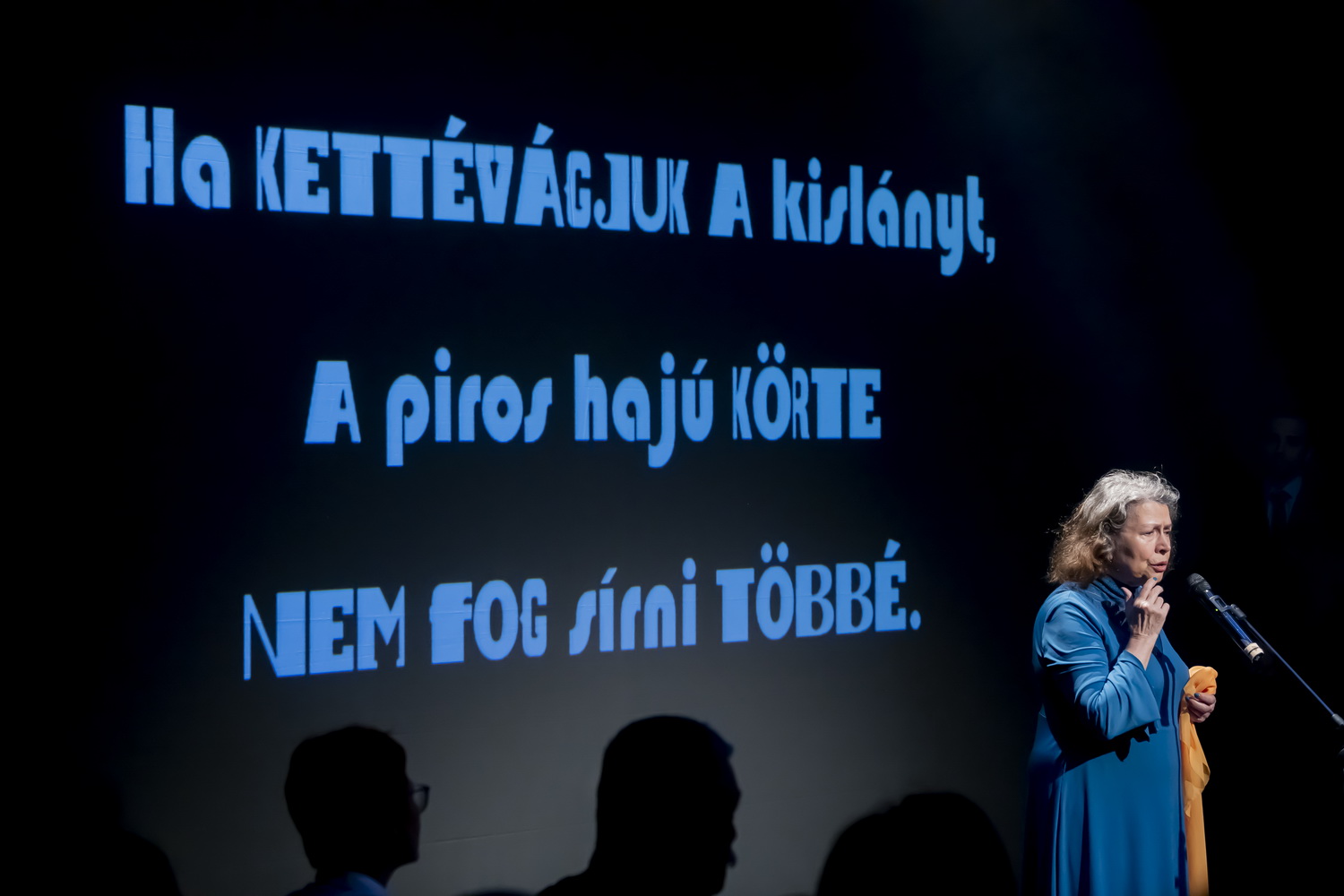 i-konceptualna-i-klasicna-umetnost2