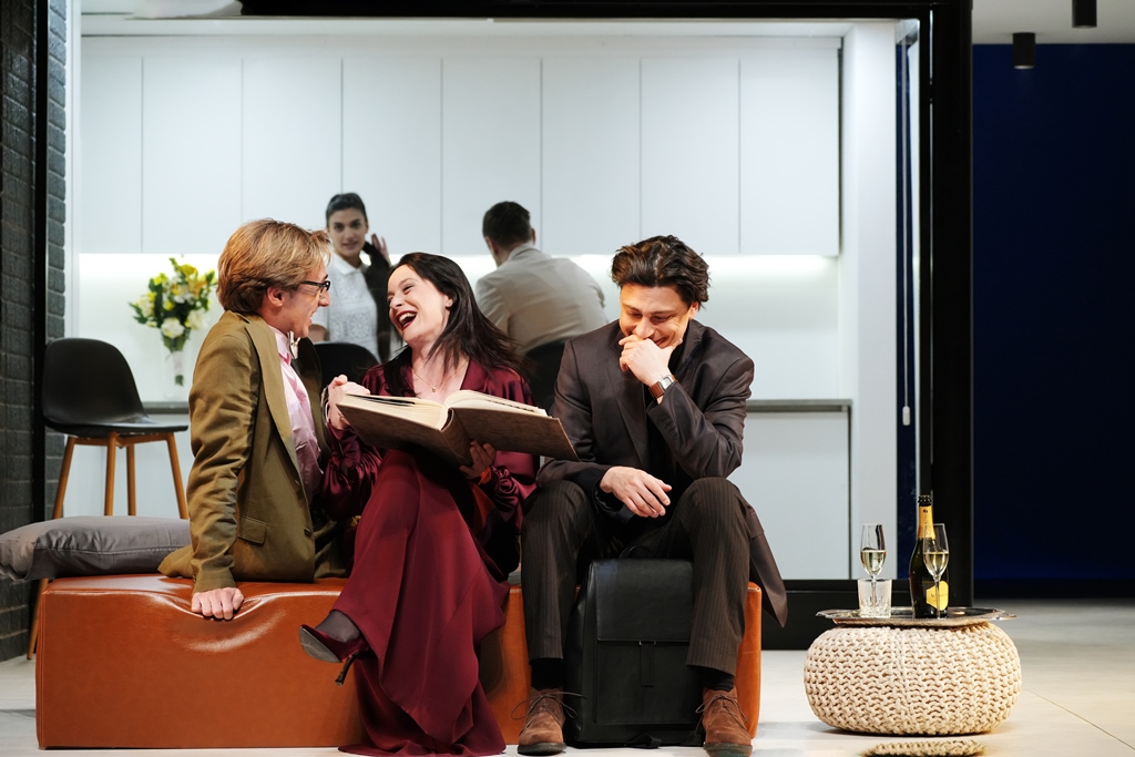 ibzenova-heda-habler-premijerno-u-nedelju-u-jdp-u1