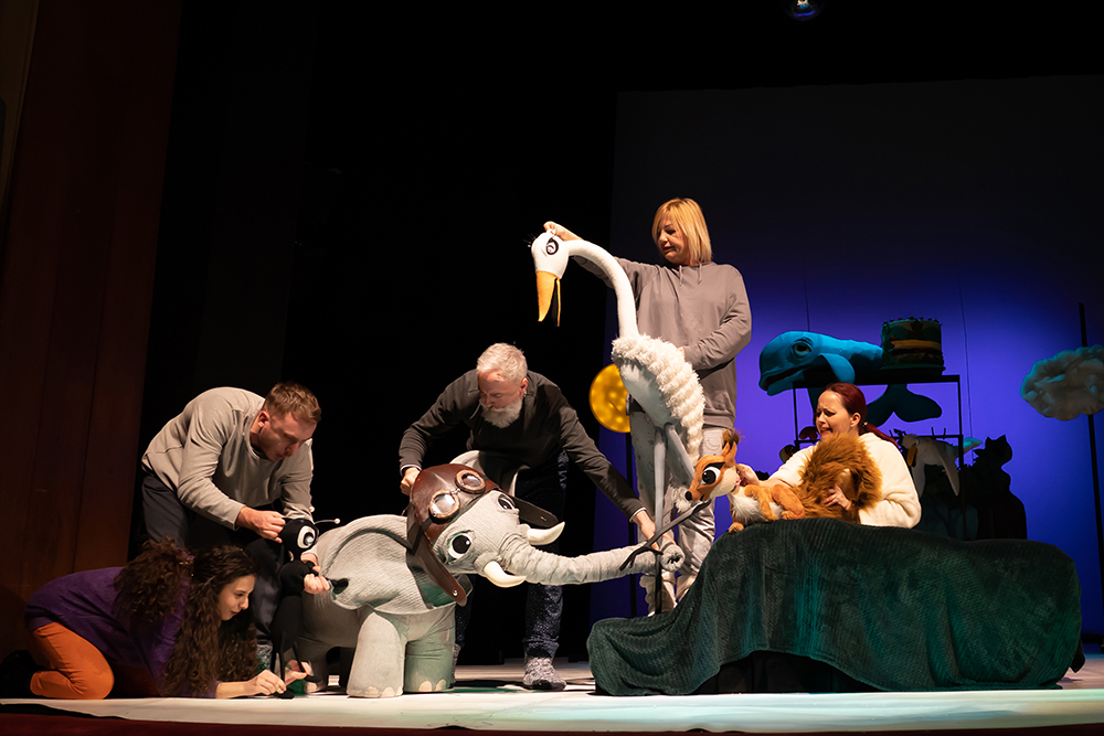 igrom-plesom-i-pricom-o-prijateljstvu-obelezen-peti-dan-festivala-pozoriste-zvezdariste2