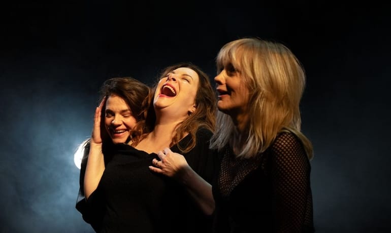 ostala-su-samo-neka-strasna-deca-zarobljena-u-odraslim-telima1