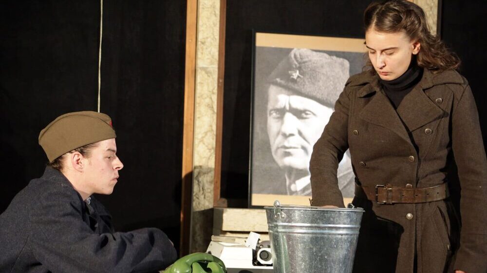 pet-nagrada-za-predstavu-64-ateljea-212