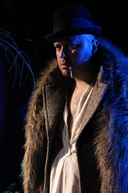 pod-mlecnom-sumom-vest2