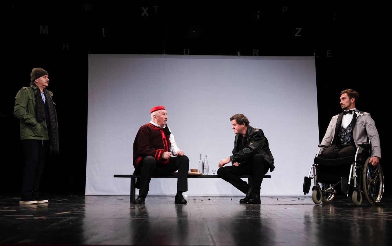 premijera-predstave-ljudi-od-voska-u-somboru2