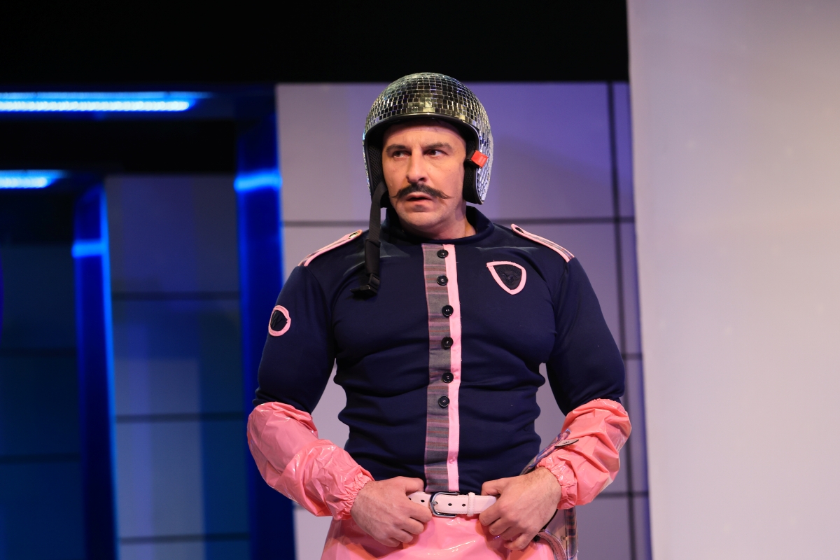 premijera-predstave-slucajna-smrt-jednog-anarhiste-u-knjazevsko-srpskom-teatru1