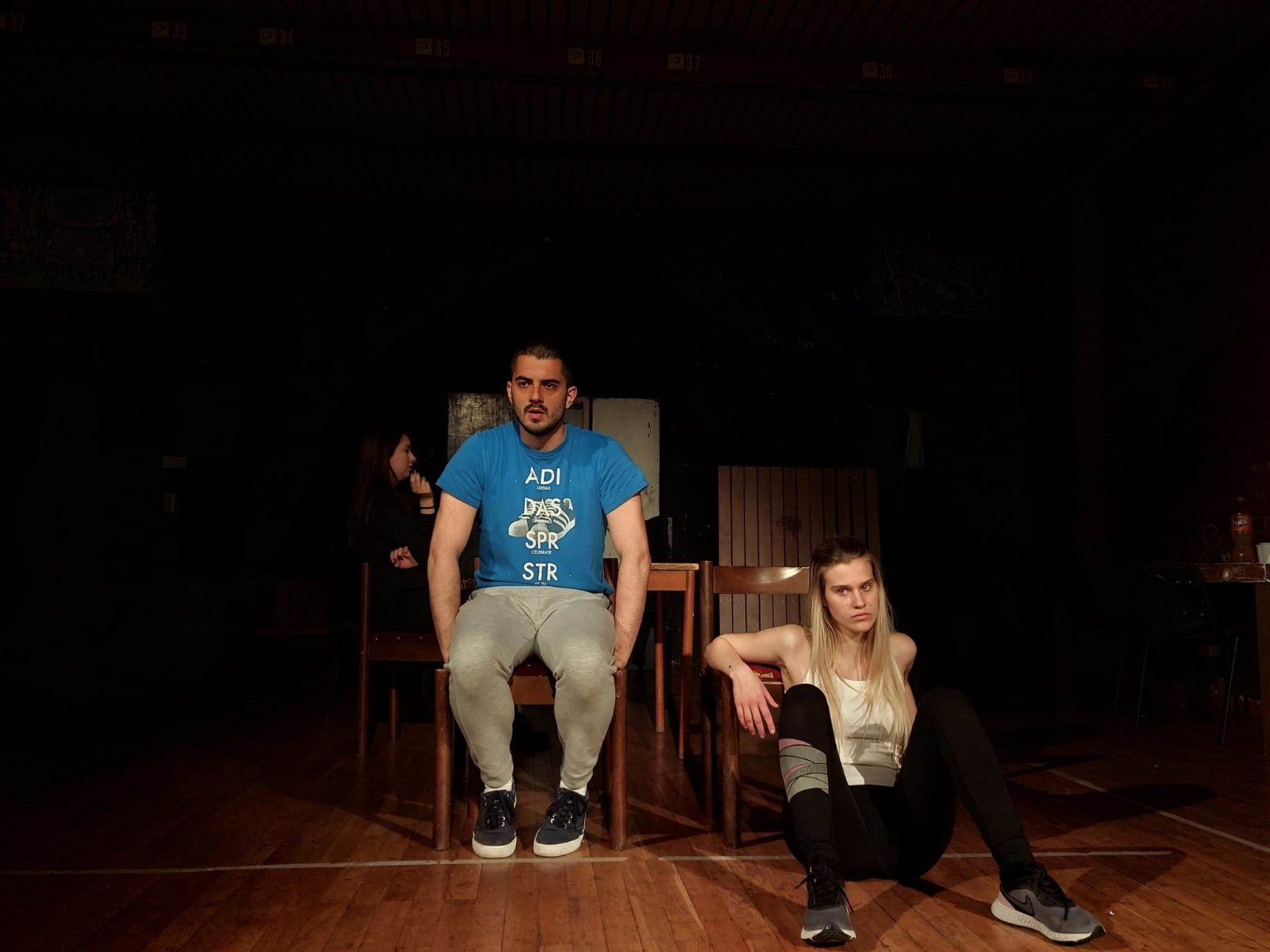 premijera-predstave-u-koprodukciji-fist-a-i-portala-hocu-u-pozoriste1