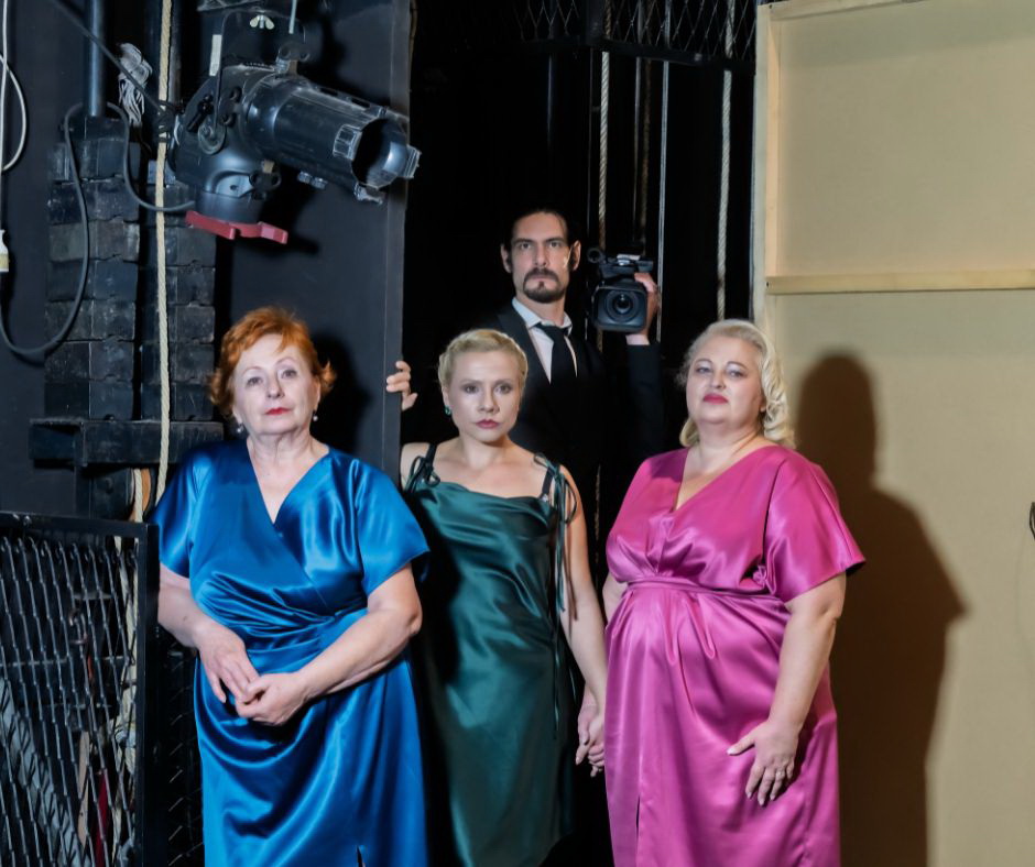 tri-sestre-u-subotu-premijerno-u-novosadskom-pozoristu